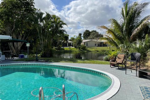 Casa en venta en Coral Springs, Florida, 3 dormitorios, 234.11 m2 № 854145 - foto 6