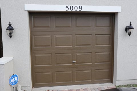 House in Saint Lucie, Florida 2 bedrooms, 124.49 sq.m. № 840587 - photo 6
