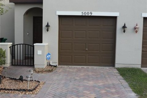 House in Saint Lucie, Florida 2 bedrooms, 124.49 sq.m. № 840587 - photo 5