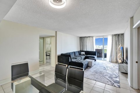Condominio en venta en Pompano Beach, Florida, 2 dormitorios, 106.19 m2 № 1210470 - foto 26