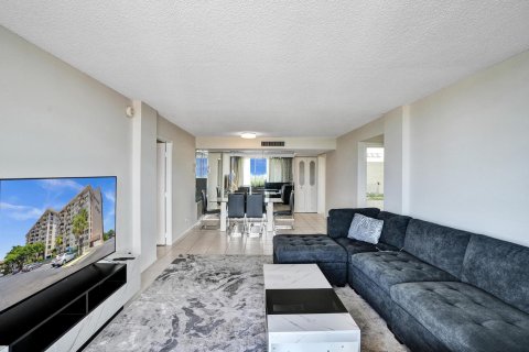 Condominio en venta en Pompano Beach, Florida, 2 dormitorios, 106.19 m2 № 1210470 - foto 24