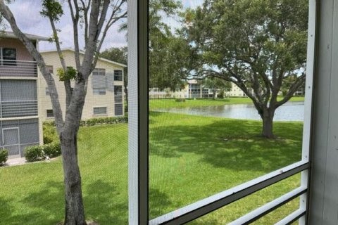 Copropriété à vendre à Boca Raton, Floride: 2 chambres, 82.22 m2 № 1079507 - photo 4