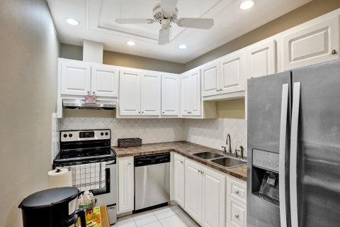 Condo in Boynton Beach, Florida, 2 bedrooms  № 1079509 - photo 27