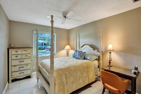 Condo in Boynton Beach, Florida, 2 bedrooms  № 1079509 - photo 15