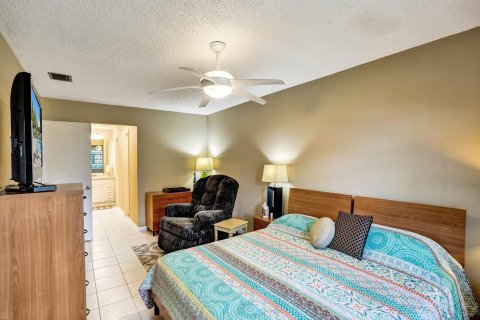 Condo in Boynton Beach, Florida, 2 bedrooms  № 1079509 - photo 21