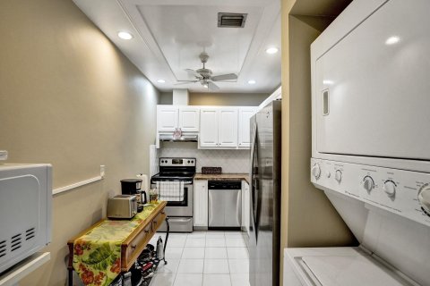 Condo in Boynton Beach, Florida, 2 bedrooms  № 1079509 - photo 28