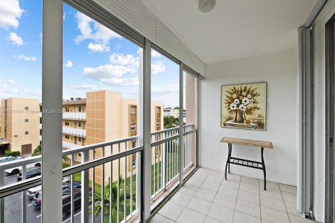 Condominio en venta en Dania Beach, Florida, 2 dormitorios, 106.28 m2 № 958939 - foto 14