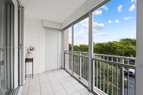 Condominio en venta en Dania Beach, Florida, 2 dormitorios, 106.28 m2 № 958939 - foto 13