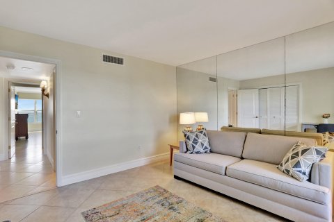 Copropriété à vendre à Hillsboro Beach, Floride: 2 chambres, 116.03 m2 № 913369 - photo 21