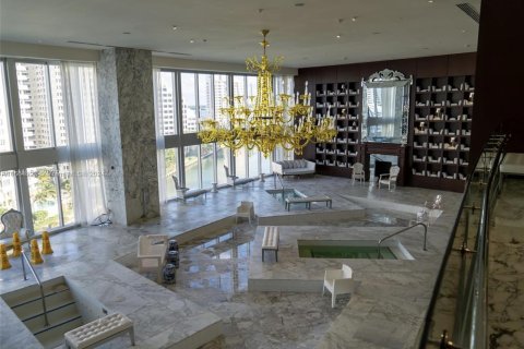 Copropriété à vendre à Miami, Floride: 2 chambres, 119.84 m2 № 1375645 - photo 21