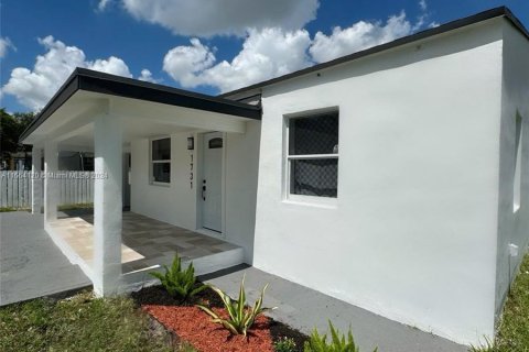 Casa en venta en Miami, Florida, 3 dormitorios, 93.27 m2 № 1375644 - foto 3