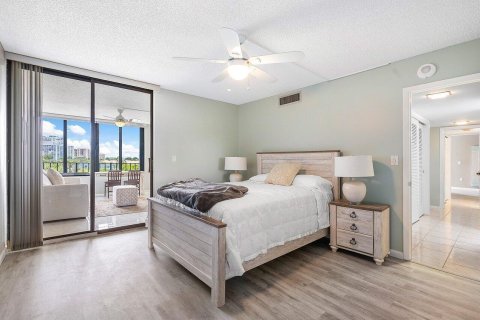 Copropriété à vendre à Pompano Beach, Floride: 2 chambres, 167.22 m2 № 1128893 - photo 19