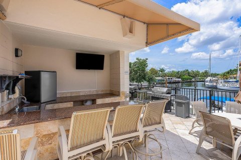 Copropriété à vendre à Pompano Beach, Floride: 2 chambres, 167.22 m2 № 1128893 - photo 6