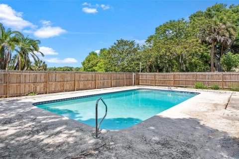 Villa ou maison à vendre à Mount Dora, Floride: 4 chambres, 305.65 m2 № 1352779 - photo 7