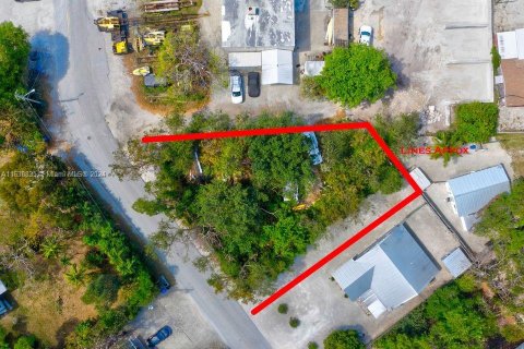 Terreno en venta en Key Largo, Florida № 1325551 - foto 1