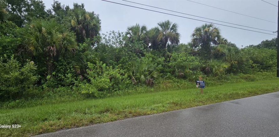 Terrain à Naples, Floride № 1288725