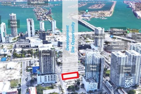 Propiedad comercial en venta en Miami, Florida № 975868 - foto 1