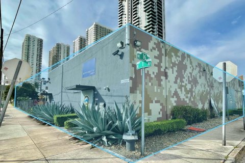 Propiedad comercial en venta en Miami, Florida № 975868 - foto 7