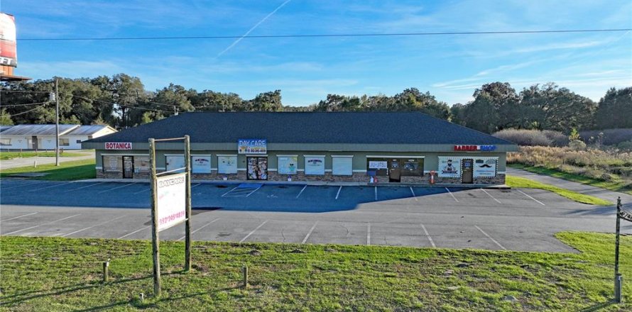 Commercial property in Ocala, Florida 668.9 sq.m. № 968811