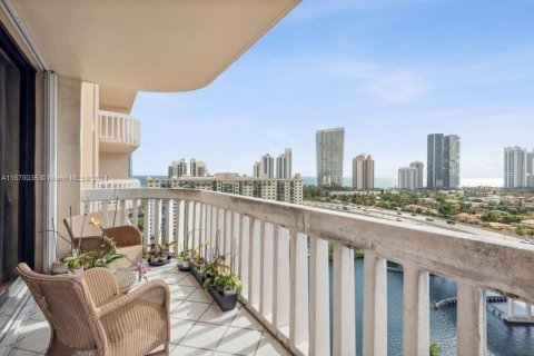 Copropriété à vendre à Aventura, Floride: 3 chambres, 318.28 m2 № 1404432 - photo 25