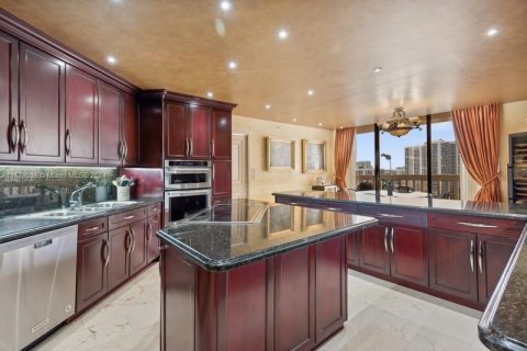 Copropriété à vendre à Aventura, Floride: 3 chambres, 318.28 m2 № 1404432 - photo 9