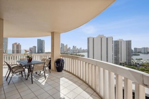 Copropriété à vendre à Aventura, Floride: 3 chambres, 318.28 m2 № 1404432 - photo 24