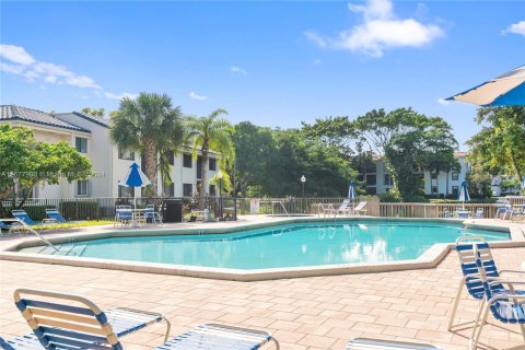 Condo in Plantation, Florida, 1 bedroom  № 1404384 - photo 24