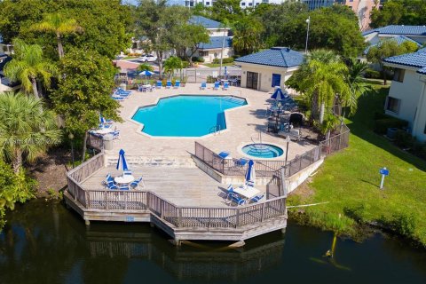 Condo in Plantation, Florida, 1 bedroom  № 1404384 - photo 28