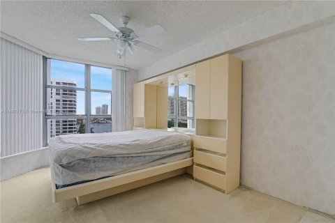 Copropriété à vendre à Aventura, Floride: 2 chambres, 126.81 m2 № 1385645 - photo 21