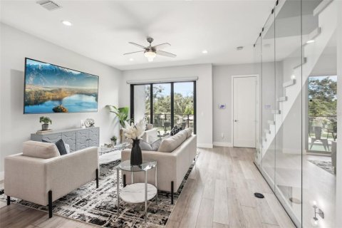 Touwnhouse à vendre à Tampa, Floride: 3 chambres, 168.15 m2 № 1392337 - photo 6