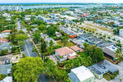 Villa ou maison à vendre à West Palm Beach, Floride: 4 chambres, 289.86 m2 № 1120258 - photo 3