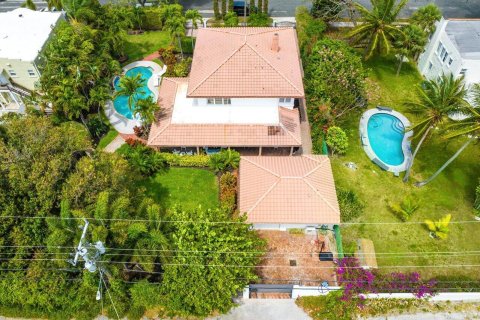 Villa ou maison à vendre à West Palm Beach, Floride: 4 chambres, 289.86 m2 № 1120258 - photo 8