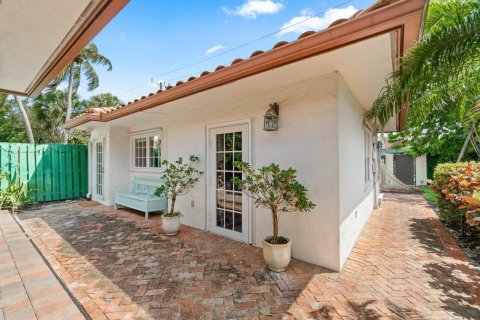 Casa en venta en West Palm Beach, Florida, 4 dormitorios, 289.86 m2 № 1120258 - foto 23