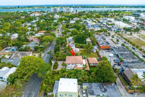 House in West Palm Beach, Florida 4 bedrooms, 289.86 sq.m. № 1120258 - photo 2