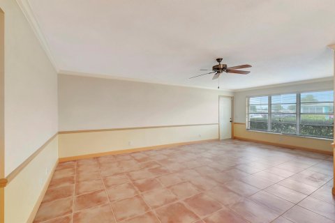 Condominio en venta en Boynton Beach, Florida, 1 dormitorio, 88.63 m2 № 913917 - foto 25