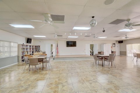 Copropriété à vendre à Boynton Beach, Floride: 1 chambre, 88.63 m2 № 913917 - photo 8