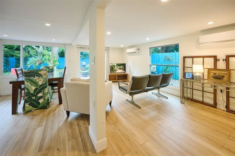 Casa en venta en Fort Lauderdale, Florida, 2 dormitorios, 89.37 m2 № 1233109 - foto 11