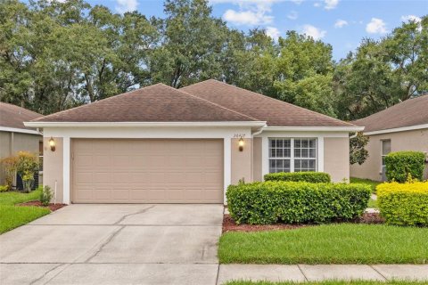 Villa ou maison à vendre à Wesley Chapel, Floride: 2 chambres, 130.71 m2 № 1342059 - photo 1