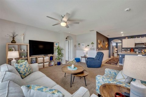 Casa en venta en Edgewater, Florida, 4 dormitorios, 171.5 m2 № 1327220 - foto 16