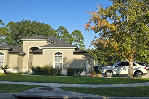 House in Orlando, Florida 3 bedrooms, 162.49 sq.m. № 1402512 - photo 3