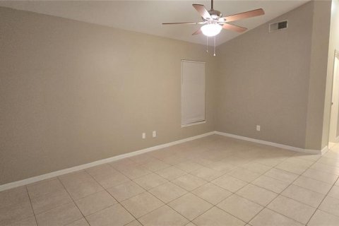 House in Orlando, Florida 3 bedrooms, 162.49 sq.m. № 1402512 - photo 21