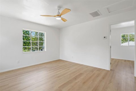 Casa en venta en Saint Petersburg, Florida, 3 dormitorios, 164.62 m2 № 1342863 - foto 26