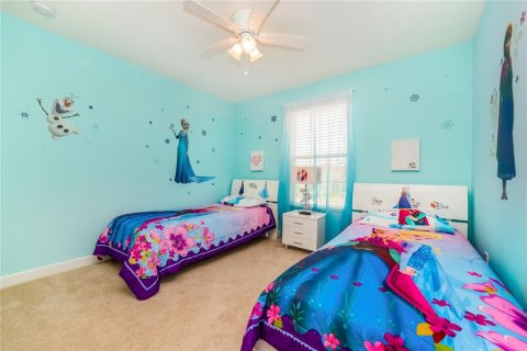 Casa en venta en Kissimmee, Florida, 6 dormitorios, 305.74 m2 № 1342865 - foto 12