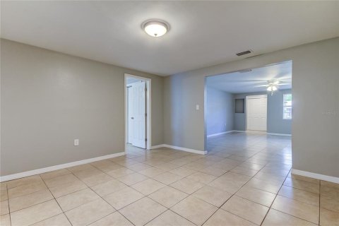 Villa ou maison à vendre à New Port Richey, Floride: 3 chambres, 136.57 m2 № 1343365 - photo 6