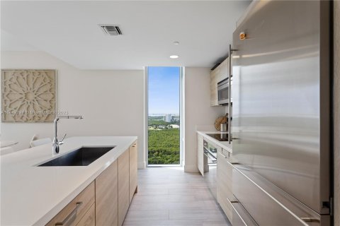 Condominio en venta en North Miami Beach, Florida, 3 dormitorios, 144.56 m2 № 712304 - foto 4