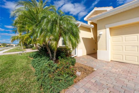 Villa ou maison à vendre à North Port, Floride: 4 chambres, 189.06 m2 № 1006343 - photo 14