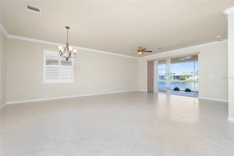 Villa ou maison à vendre à North Port, Floride: 4 chambres, 189.06 m2 № 1006343 - photo 26