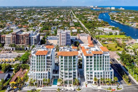 Condo in Boca Raton, Florida, 3 bedrooms in ROYAL PALM RESIDENCES  № 1221528 - photo 9