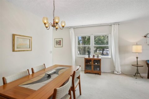 Condo in Clearwater, Florida, 2 bedrooms  № 1350730 - photo 7