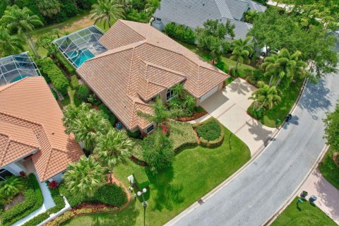 House in Palm Beach Gardens, Florida 4 bedrooms, 253.81 sq.m. № 1133036 - photo 13